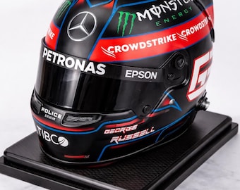 Replika kasku George'a Russella 2022 Mercedes F1 w pełnym rozmiarze | 1:1 w rzeczywistym rozmiarze | Wystawa kolekcjonerska Formuły 1