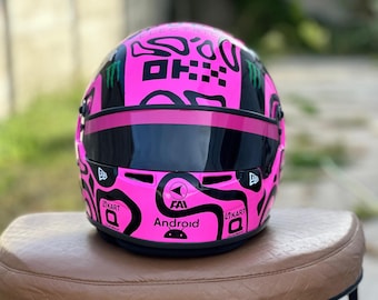 Lando Norris Helmet 2022 Pink Glitch McLaren F1 Replica – Formula 1 Racing Helmet Collectible – F1 Fan Gift Decor