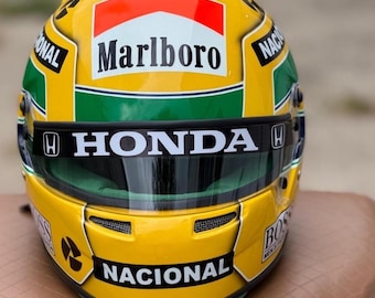 Tribute helmet - Formula 1 Renault Racing Team