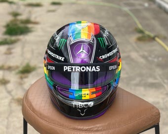 Lewis Hamilton 2021 Abu Dhabi GP Helmet Replica | Mercedes AMG Petronas Formula 1 Helmet | F1 Collectible Display