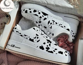 Aangepaste koe AF1-sneakers, Air Force 1 handgeschilderde, gepersonaliseerde schoenen