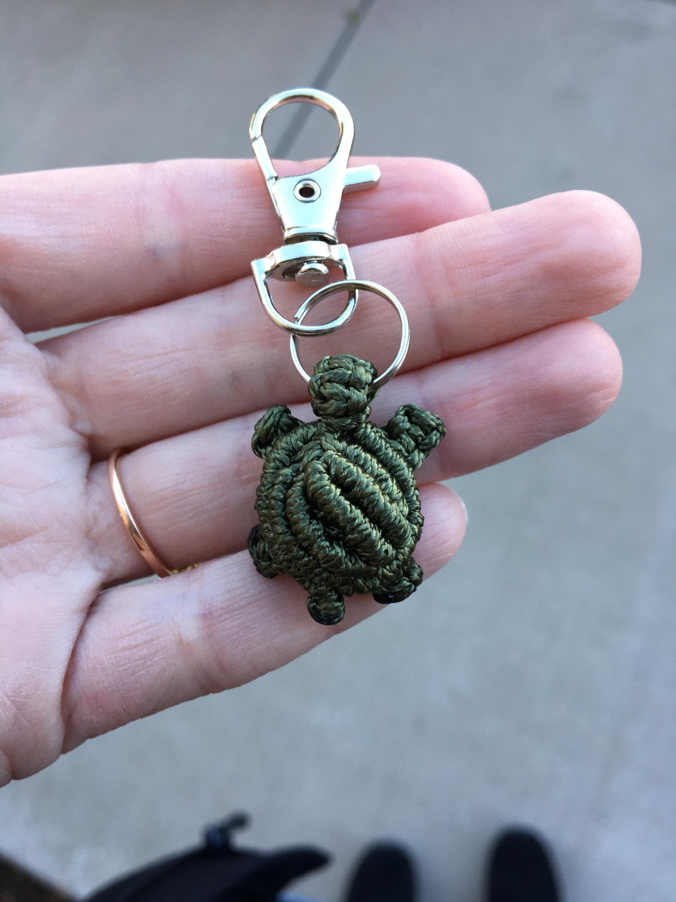 Macrame Turtle Keychain: Micro Paracord Reptile Charm - Etsy