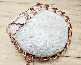 Handcrafted Copper Chain Link Bracelet - Infinity Clasp – Healing Energy Jewelry - Rustic Boho Unisex Design