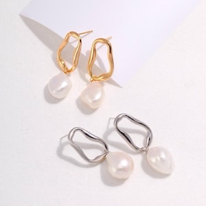 Baroque Irregular Pearl Earrings