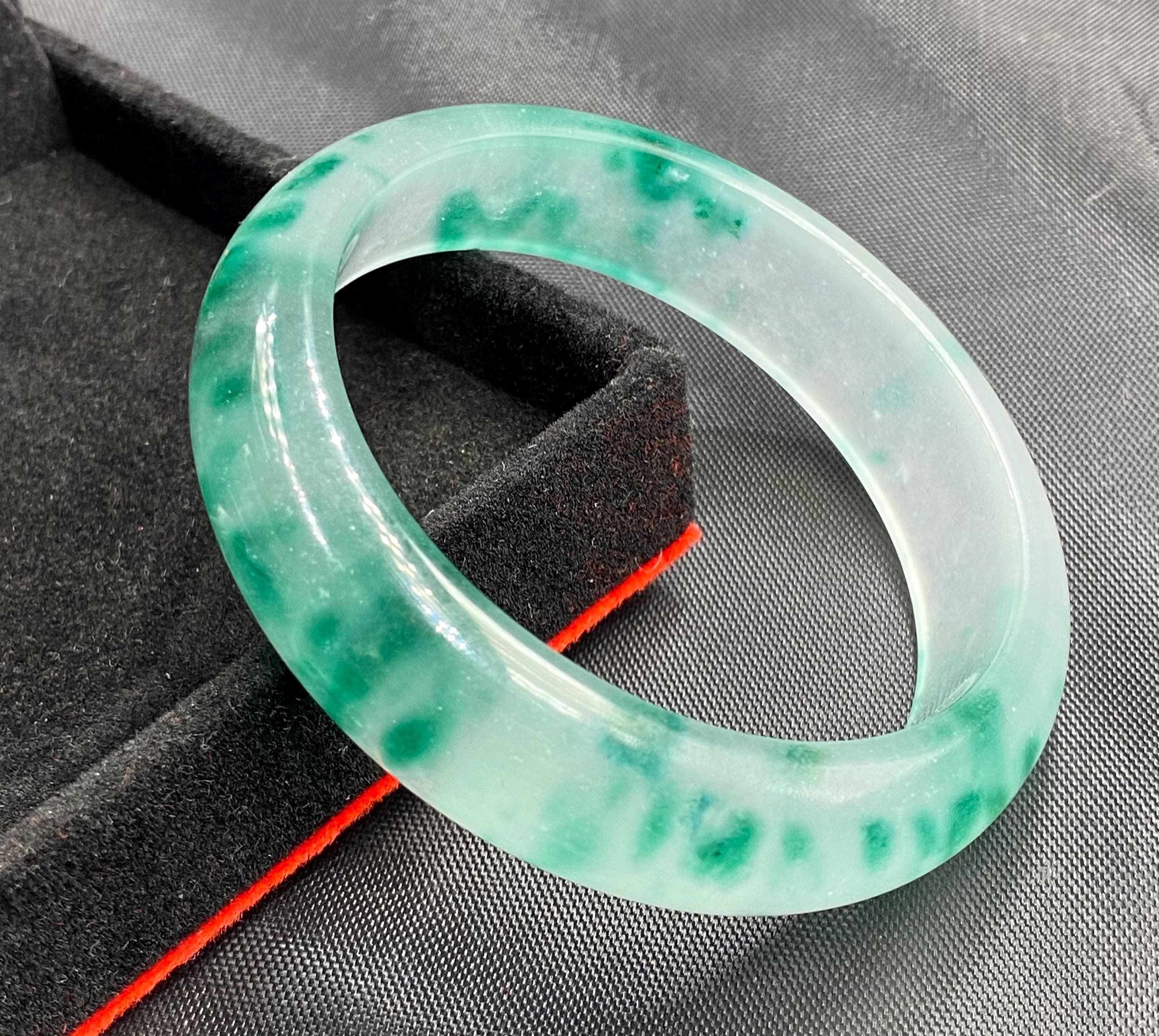 本物の認定を受けたホワイトグリーン翡翠55mmバングルブレスレット