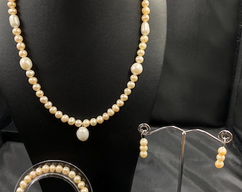 Elegant Natural Fresh water pearls jewellery set  Necklace, bracelet and earrings