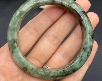 62.1 mm 本物の翡翠バングル 本物のグリーン翡翠バングル 天然