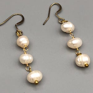 Beautiful Elegant freah water pearls earrings