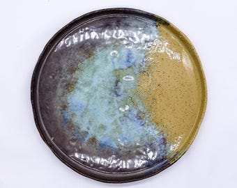 Handmade Ceramic Stoneware Dinner Plate: Artisan Glazed Round Plate