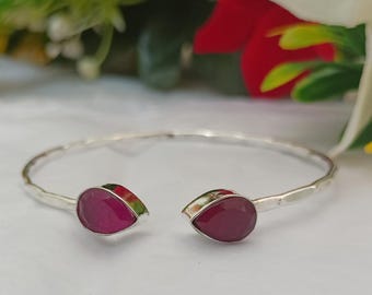 Brazalete de plata de ley con rubí: Pulsera minimalista ajustable con piedras preciosas