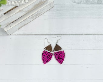 Split leaf design Earrings - Hot Pink Leopard