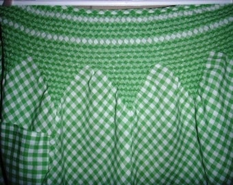 vintage linen ... SMOCKING Green GINGHAM checked KITSCH apron ...