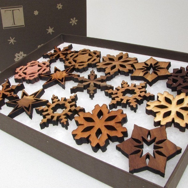 Wood Mini Snowflake Ornament Set (15)