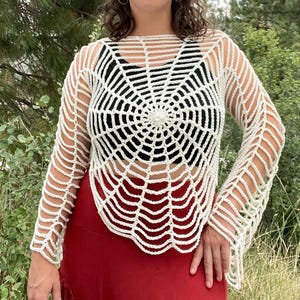 Gehäkeltes Spinnennetz Top, Nur Schriftmuster. Halloween häkeln