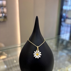 14k Daisy Pendant, 14k Flower Necklace, Daisy Charm, Dainty Everyday, Daisy Flower Gift, Gold Necklace,14k Gold Jewelry, Daisy Necklace Gift