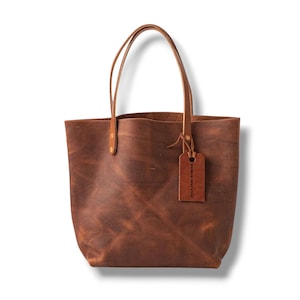 Full Grain Premium Handmade Leather Tote for Women – Large Capacity Shoulder Bag, Stylish Brown Purse, Everyday Carryall, Ideal Gift for Her