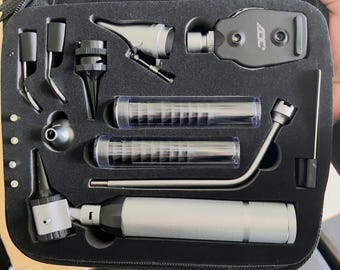 ADC Standard Diagnostic Set with Otoscope and Ophthalmoscope, 2.5V, Fitted Case, Proscope 5210