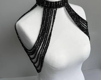 Schwarzer Perlen Choker – Gothic Schulterkette für den Abend- oder Hochzeitslook