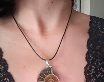 Ammonite Fossil Necklace – Handmade Silver Pendant Natural Stone Boho Jewelry