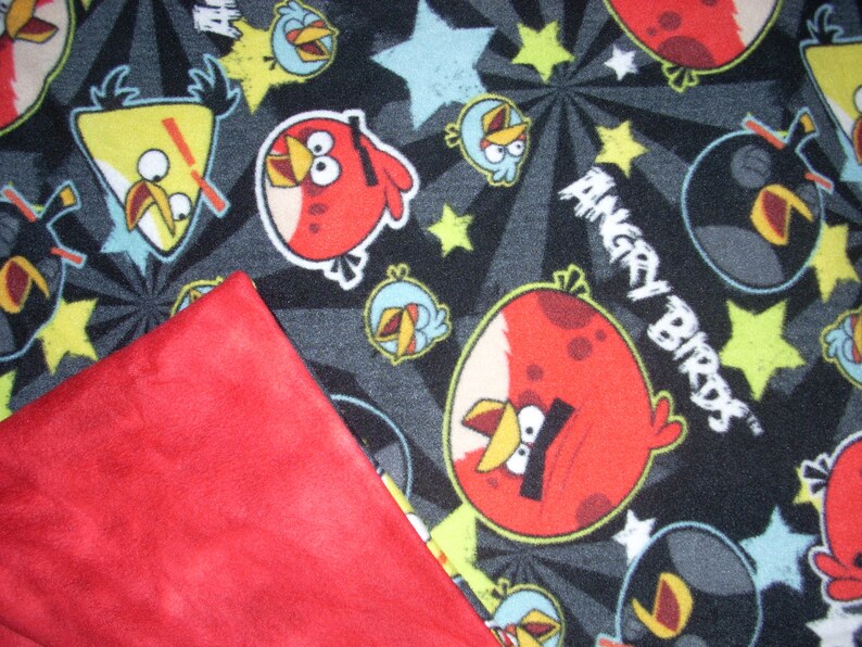 Finished Sewn Edges Fleece Blanket 2 layers of fleece -70 x 59 FREE SHIPPING Angry Birds