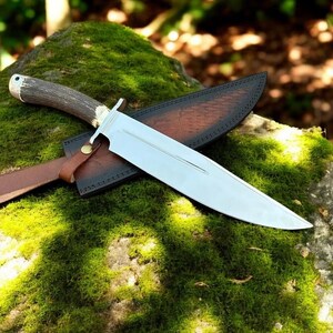 Frontier Legend Western Bowiemesser - Benutzerdefinierte handgefertigte D2-Stahlklinge mit Geweihhorngriff, bestes personalisiertes Bowiemesser