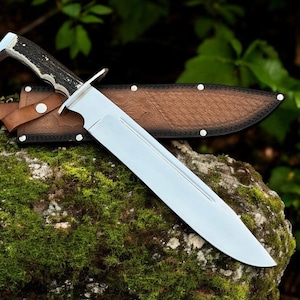 Highlander Hirschgriff Bowie - 18 &quot;benutzerdefinierte handgemachte D2-Stahlklinge mit Hirschhorngriff, bestes Hirschhorn-Bowiemesser, bestes Weihnachtsgeschenk