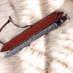 Damascus Steel Celtic Sword , Hand Forged Damascus Steel Sword With Leather Sheath , Best Personalized Gift