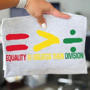 La igualdad es mayor que la división (Svg, Png), Historia Afroamericana (Svg), Juneteenth (Svg), Camiseta del Mes de la Historia Afroamericana, Africano (Svg), Descarga digital