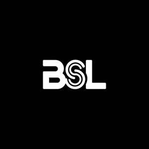 Pu&ograve; includere: Testo bianco stilizzato su sfondo nero. Il testo recita "BSL", con la lettera "S" disegnata con cerchi concentrici. Le lettere sono in grassetto e senza grazie.