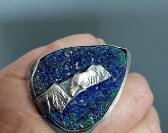 Raw druzy Azurite Malachite stone ring, oxidized sterling silver modernist, artisan, brutalist hand made ring US 9.  Tribalgallery