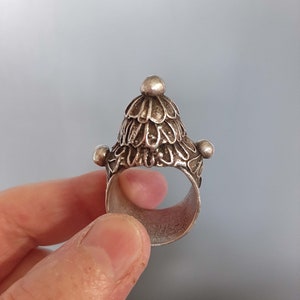 Vintage tribal ethnic ring - Akha - Laos silver finger ring US size 8,5  Tribal jewelry.  Tribalgallery