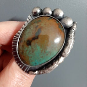 Artisan modernist oxidized raw sterling silver statement ring + natural Tibetan Turquoise gemstone US 9,5. tribalgallery