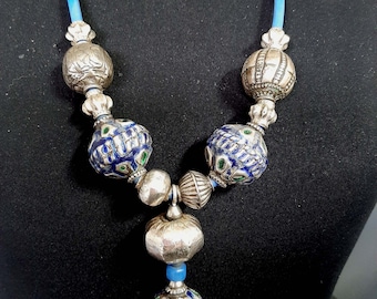 Lovely vintage and Multan Pakistan blue and green enamel silver and India plain silver beads necklace.  Tribalgallery
