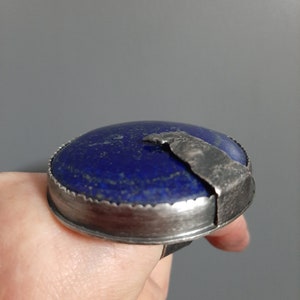 Large round Lapis Lazuli stone in modernist artisan oxidized sterling silver statement ring US size adjustable. tribalgallery image 9