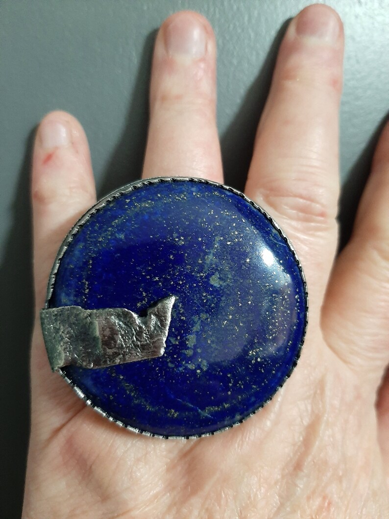 Large round Lapis Lazuli stone in modernist artisan oxidized sterling silver statement ring US size adjustable. tribalgallery image 2