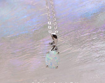 New S925 Silver Necklace Opal Pendant Necklace