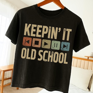 Keepin’ It Old School png - Old School T-shirt Design – Retro Vintage 90s Graphic Print - Digital Download Gift For Men and Women