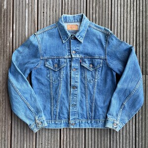 Vtg 70s Levi's Denim Jacket, 71205 0217, Size 44 (L), Made in USA