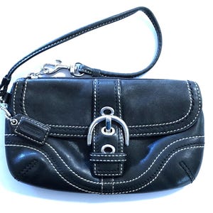 Vintage Coach Soho Black Leather Wristlet Buckle Flap Front Y2K