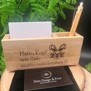 Divertente portapenne in legno con incisione | Portablocco | Regalo per colleghi, ufficio e home office | Decorazione in legno – Made in Germany