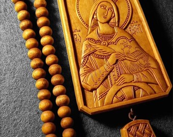 Colgante de madera tallada a mano con icono ortodoxo de la Panagia y Santa Catalina, collar religioso hecho a mano.