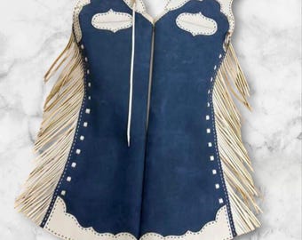 Handgefertigte marineblaue Leder Chinks: Western Rodeo Cowboy Chaps mit punzierter Passe