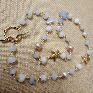 Beachy Perlenkette - handgemacht mit Perlen
