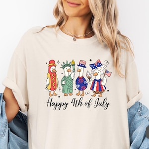 Comfort Colors 4th of July USA Fourth Goose American Flag Classic custom made T‑Shirt