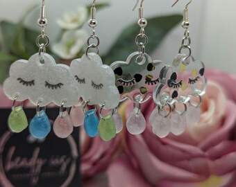 Boucles d'oreilles goutte de pluie nuage faites main : bijoux pendants en résine légère