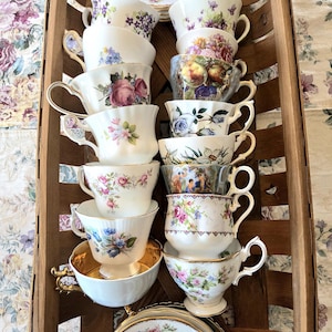 Mismatched Vintage Tea Cups and Saucers: Garden Wedding Decor