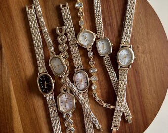 Vintage Style Women's Gold Watch, Retro Oval Dial Watch, Minimalist Ladies Watches