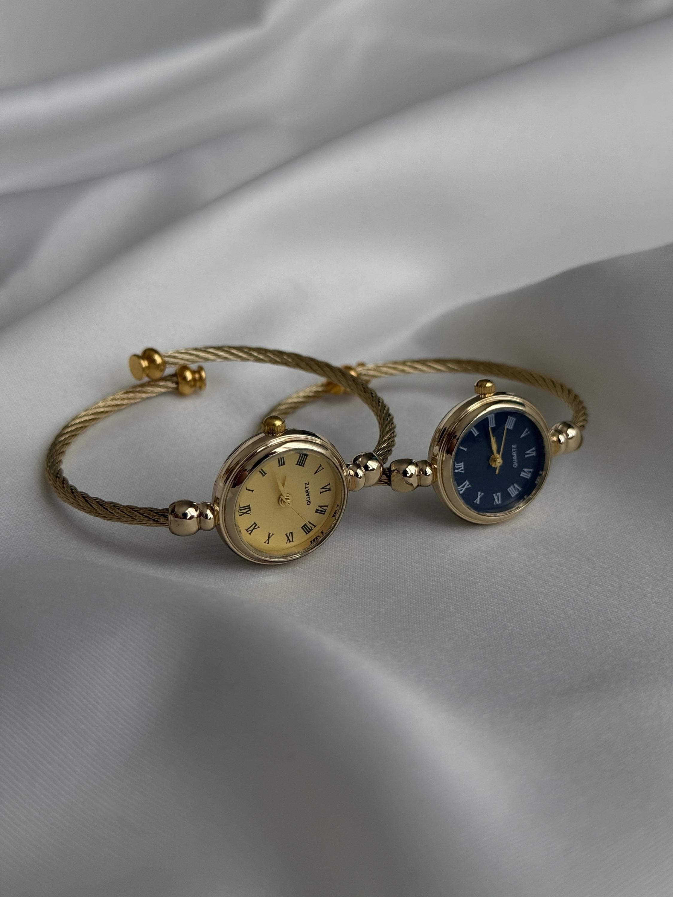 Vintage bangle watch - Etsy 日本