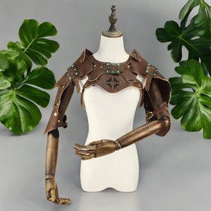 Medieval Leather Chest Armor , Steampunk Shoulder Armor ,Larp, Adjustable Cosplay Pauldron with Metal Rivets , Gothic Festival Costume