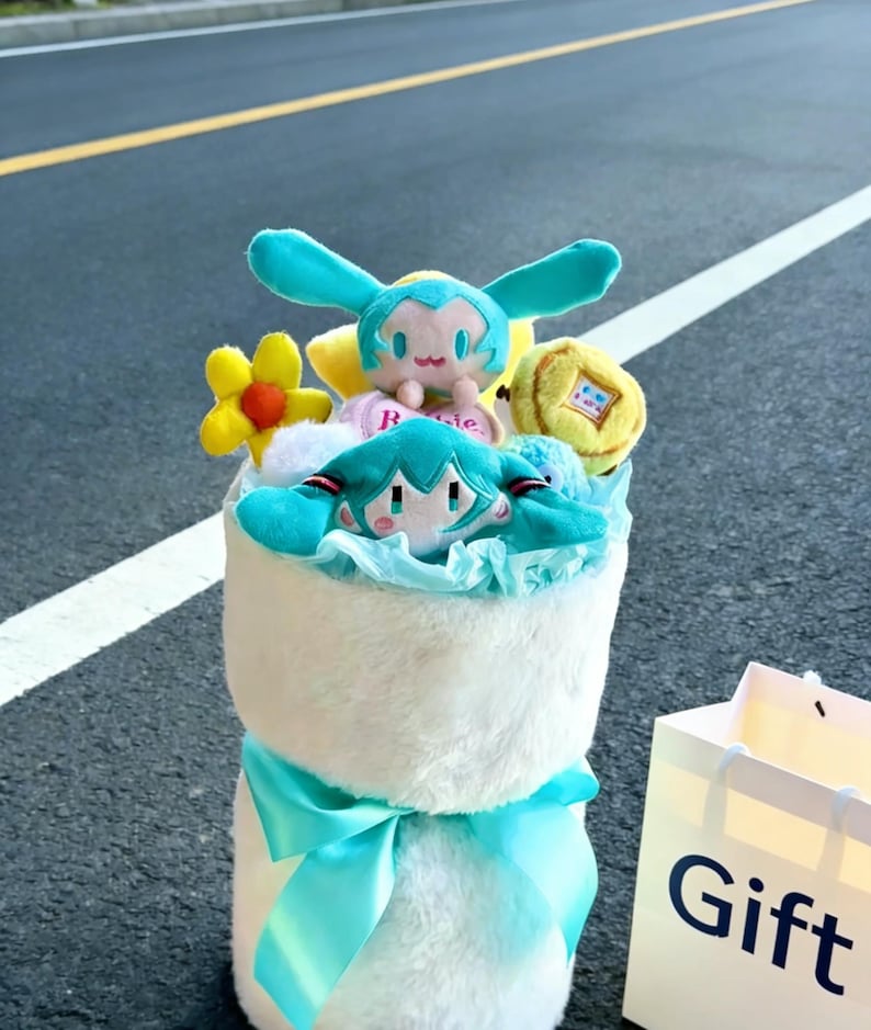Kawaii Hatsune Miku Plüsch Strauß, Anime Liebhaber Geschenk Bild 6